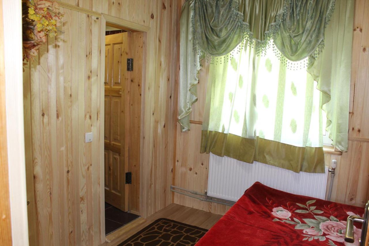 Котедж "Карпатський Краєвид" Jaremtsche Exterior foto